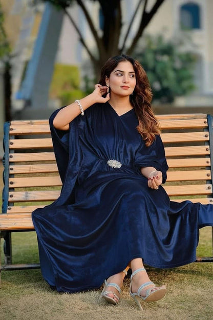 Luxury Velvet Kaftan – Elegant Flowing Evening Wear