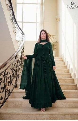 14 August Premium Chiffon Long Flare Maxi with Lace Work & Plain Dupatta – 3PC