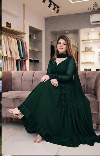 14 August Premium Chiffon Long Flare Maxi with Lace Work & Plain Dupatta – 3PC