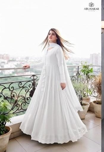14 August Premium Chiffon Long Flare Maxi with Lace Work & Plain Dupatta – 3PC