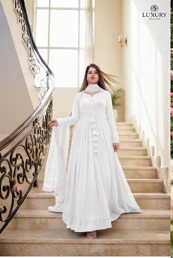 14 August Premium Chiffon Long Flare Maxi with Lace Work & Plain Dupatta – 3PC